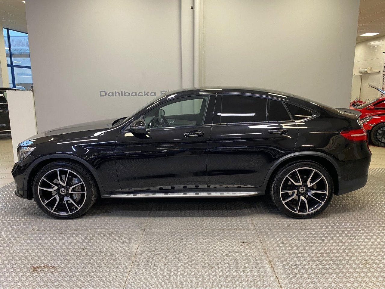 Mercedes-Benz GLC 2017, bild 2/10