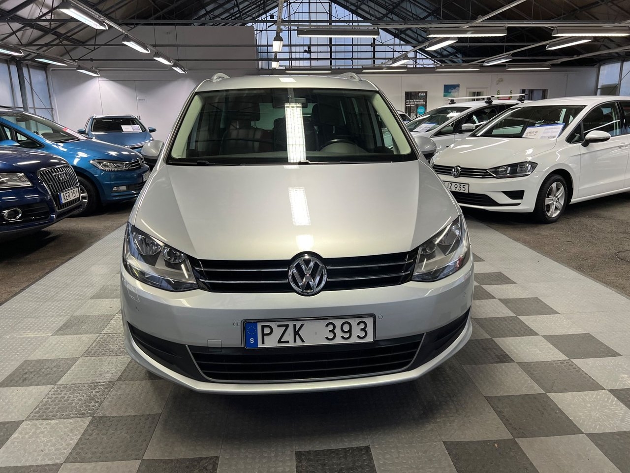 Volkswagen Sharan 2014, bild 6/10
