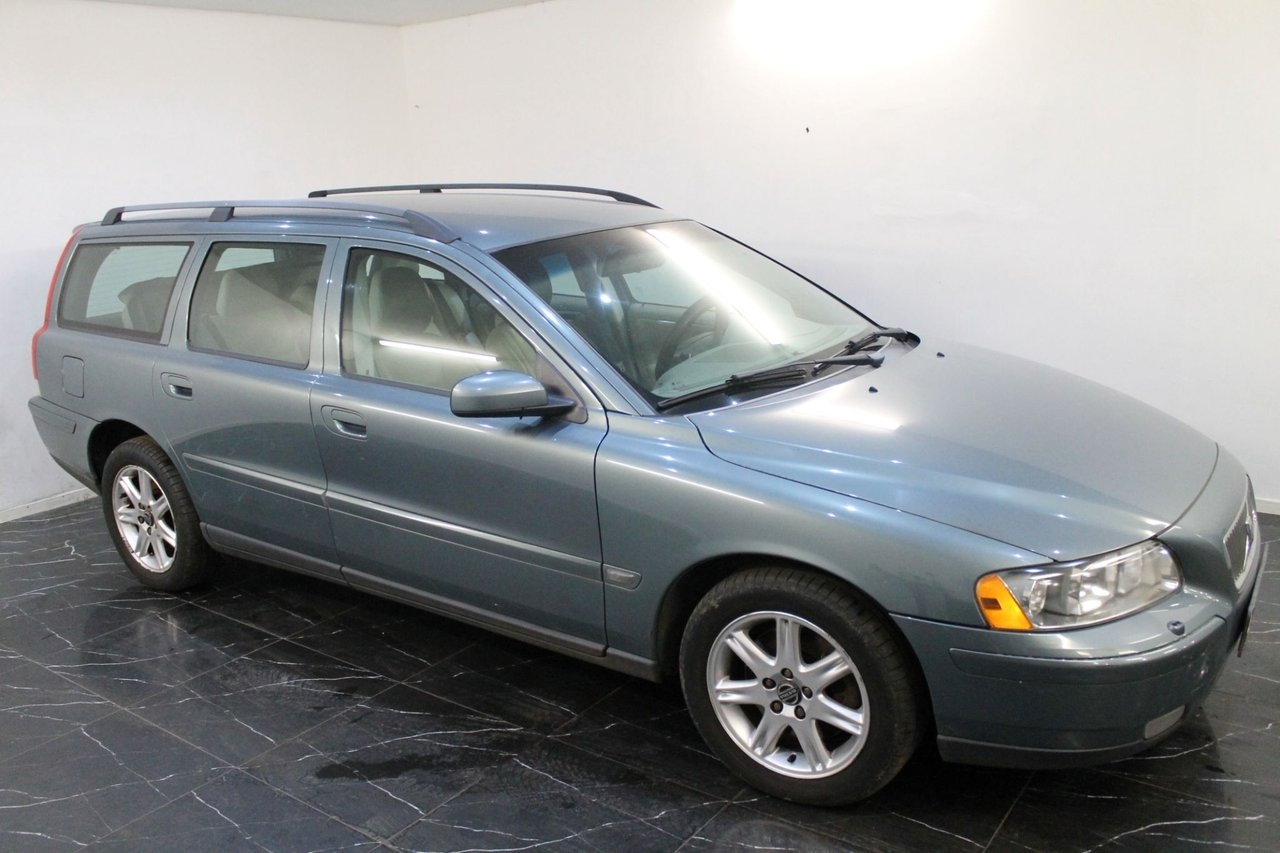 Volvo V70 2.5T Kinetic Euro 4 2005, bild 4/9