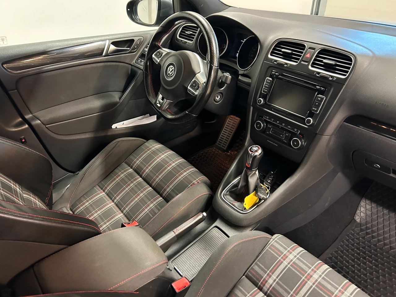 Volkswagen Golf 2011, bild 7/10