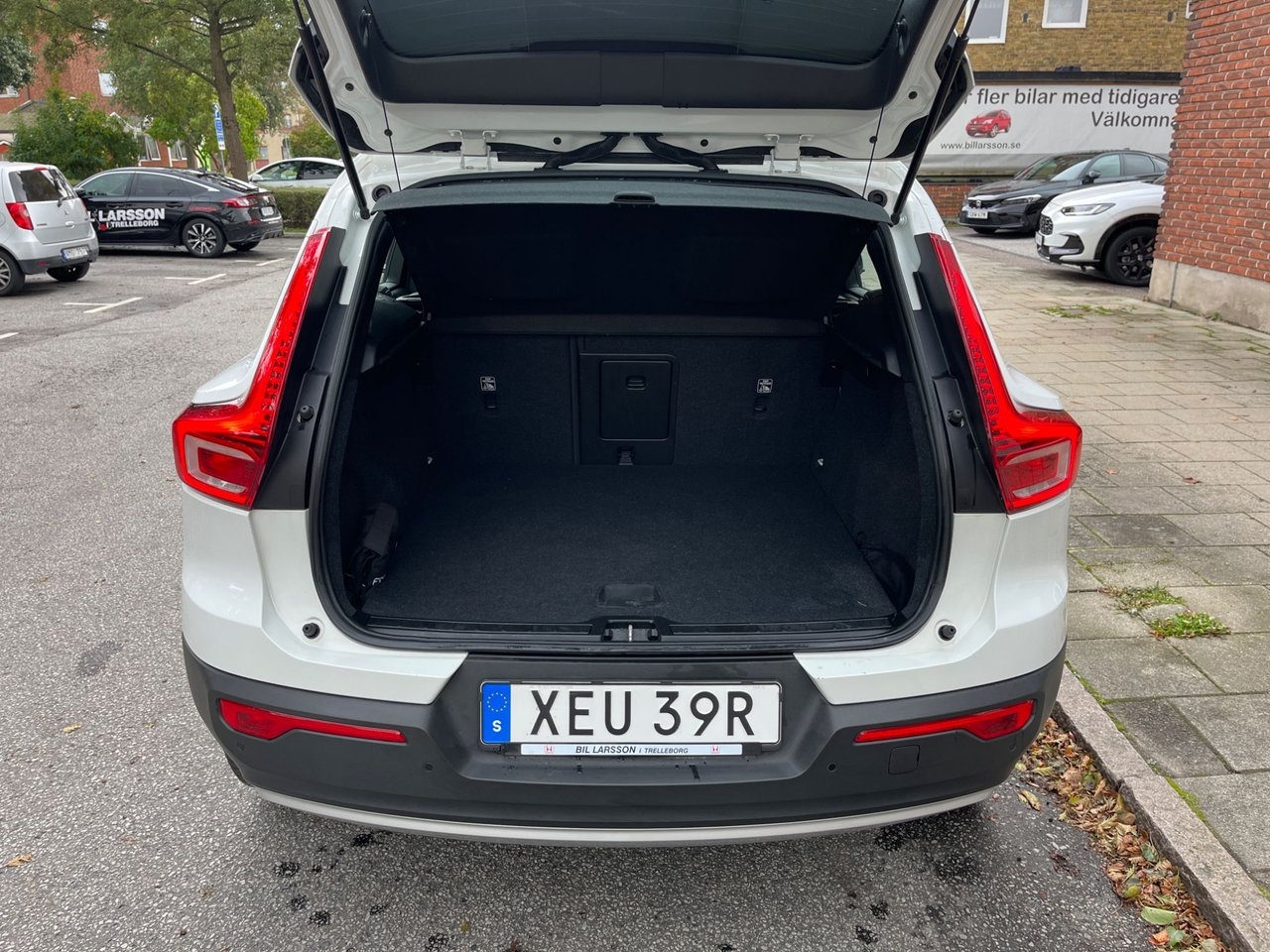 Volvo XC40 T3 Momentum 2020, bild 6/10