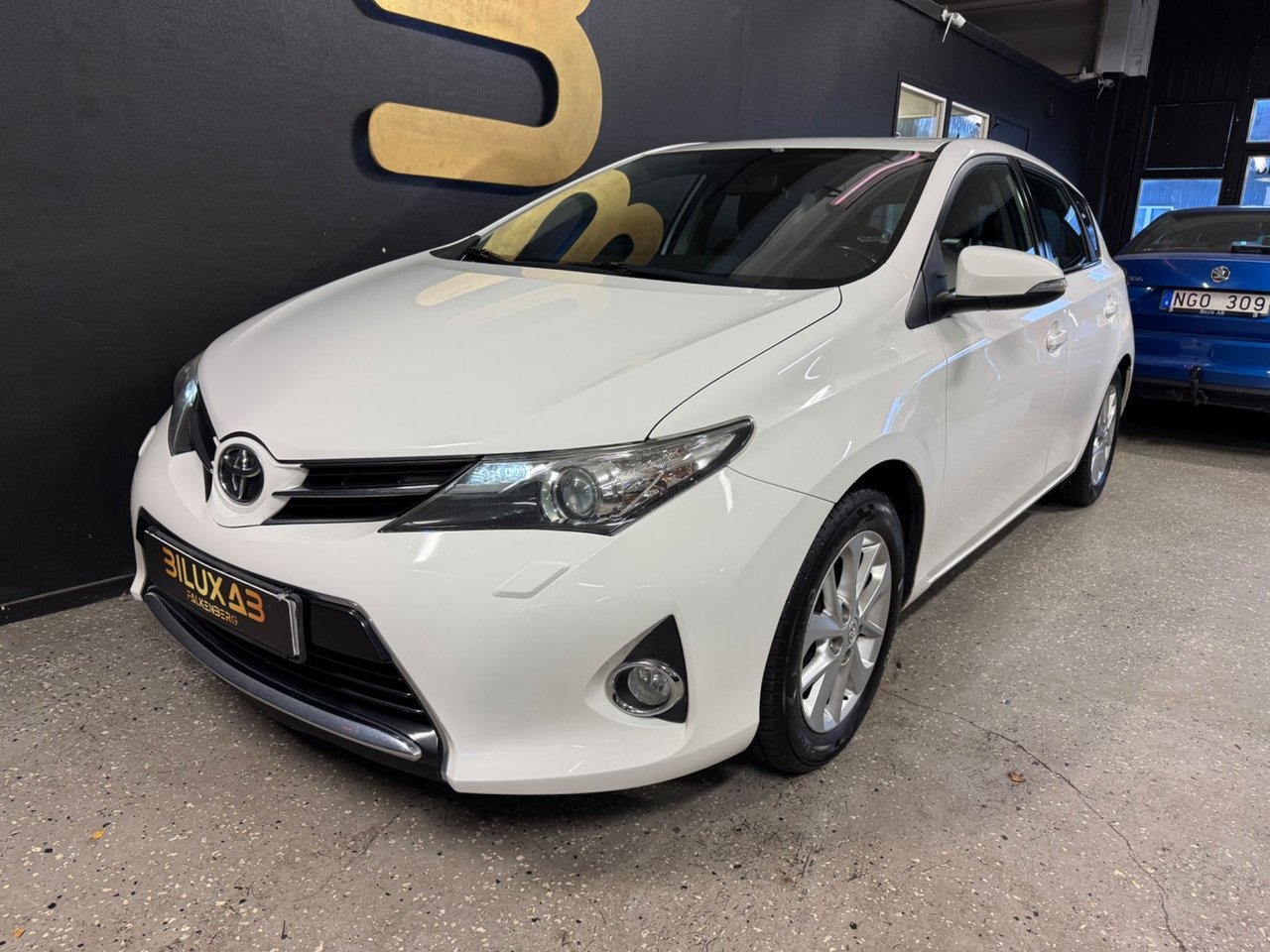 Toyota Auris 2013, bild 4/10