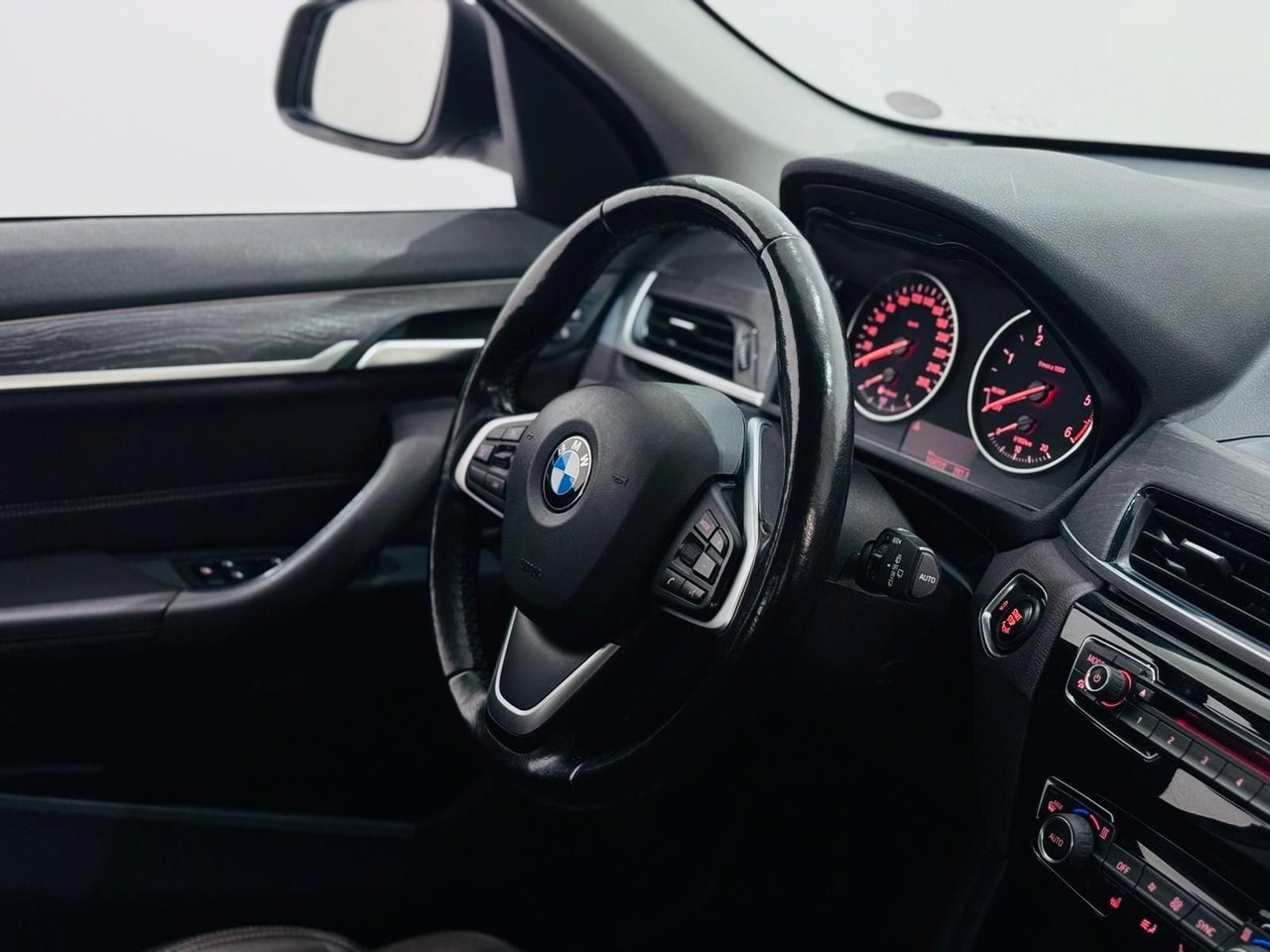 BMW X1 xDrive20d Steptronic xLine 190hk 2018, kuva 4/10