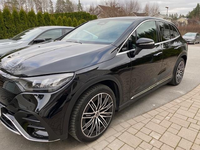Mercedes-Benz EQE SUV 2024, bild 3/9