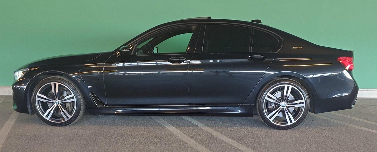 BMW 740