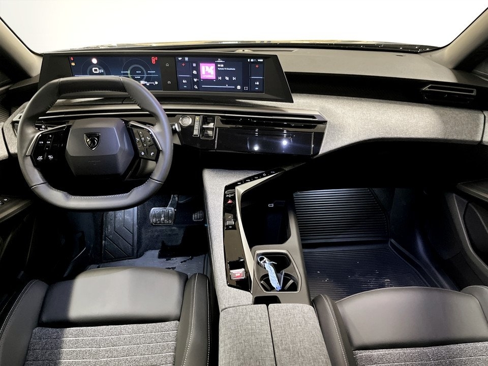 Peugeot 5008 Allure Hybrid 2025, kuva 3/10