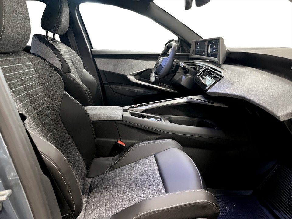 Peugeot 5008 Allure Hybrid 2025, kuva 7/10