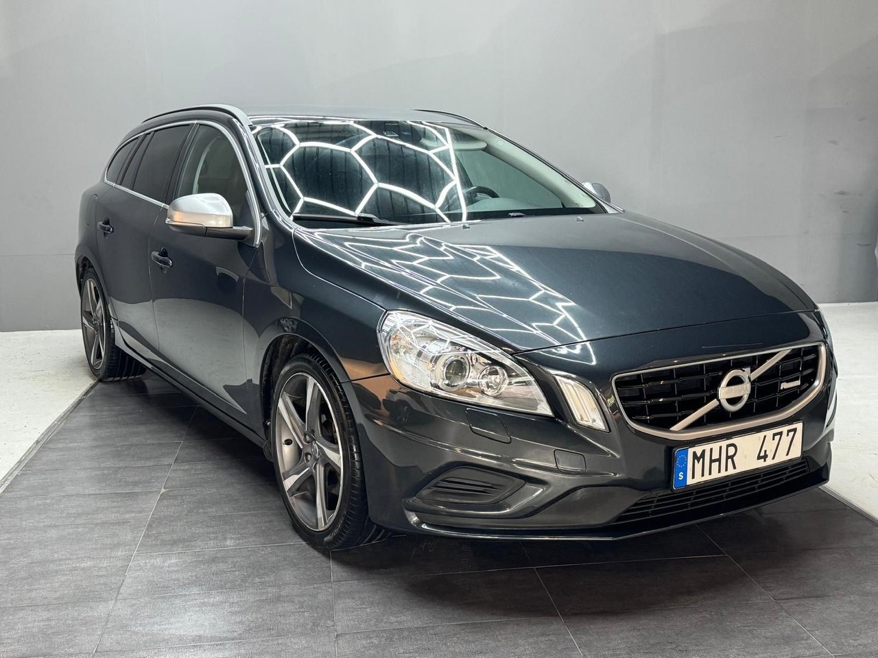 Volvo V60 D2 R-Design Euro 5 2012, bild 2/15