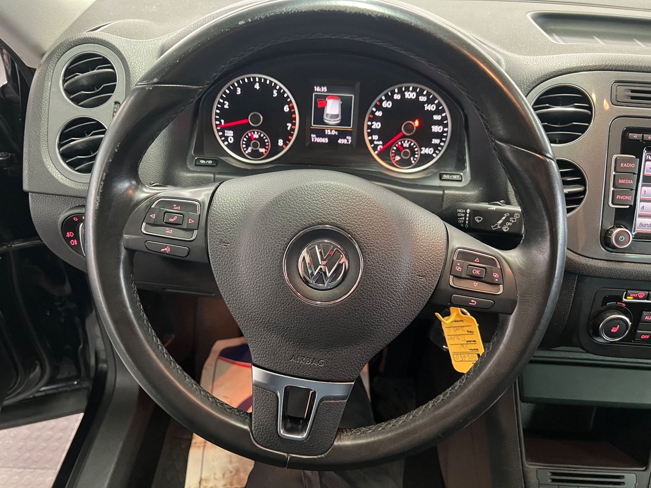 Volkswagen Tiguan 2015, bild 7/10