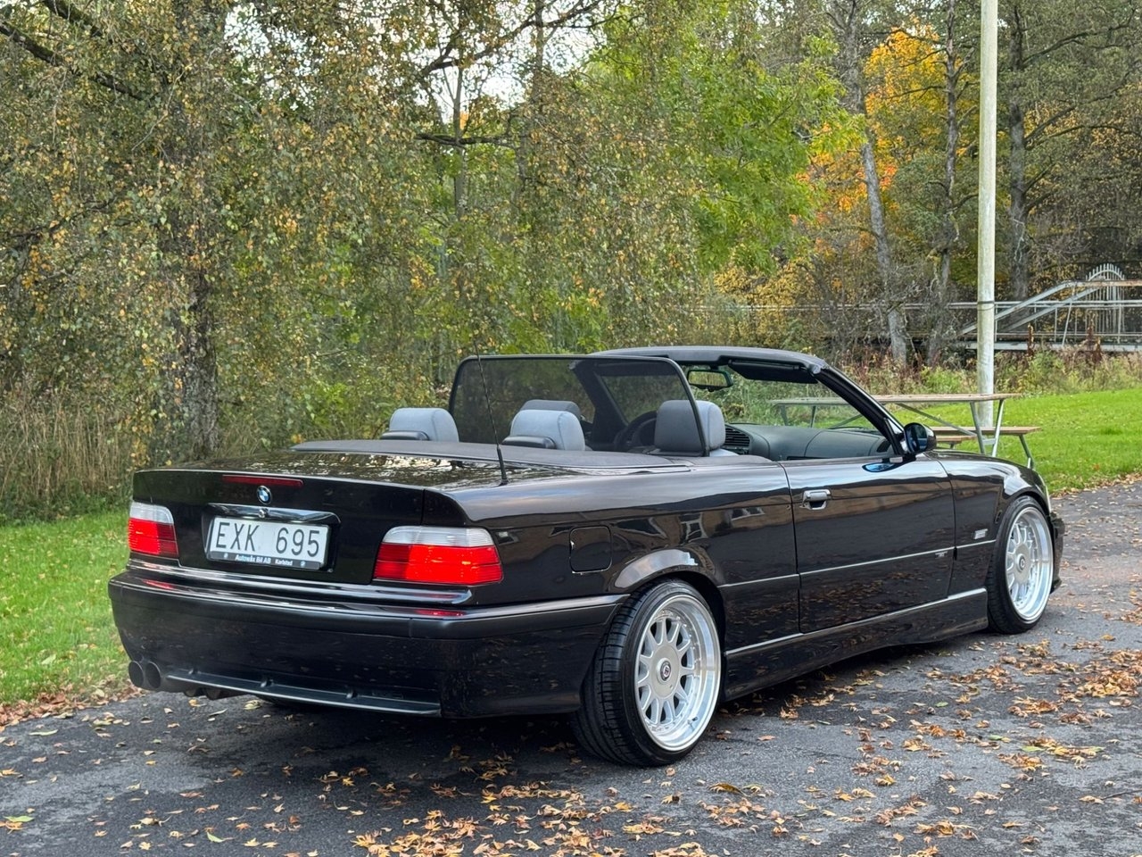 BMW 328 i Convertible M Sport Individual 1996, kuva 6/10