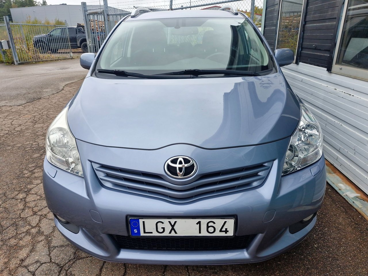 Toyota Verso 1.8 2011, bild 3/10