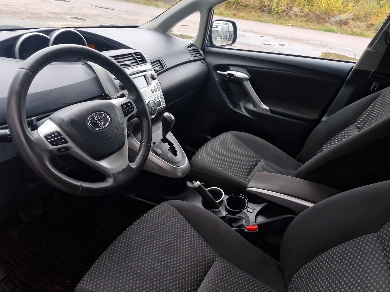 Toyota Verso 1.8 2011, bild 6/10