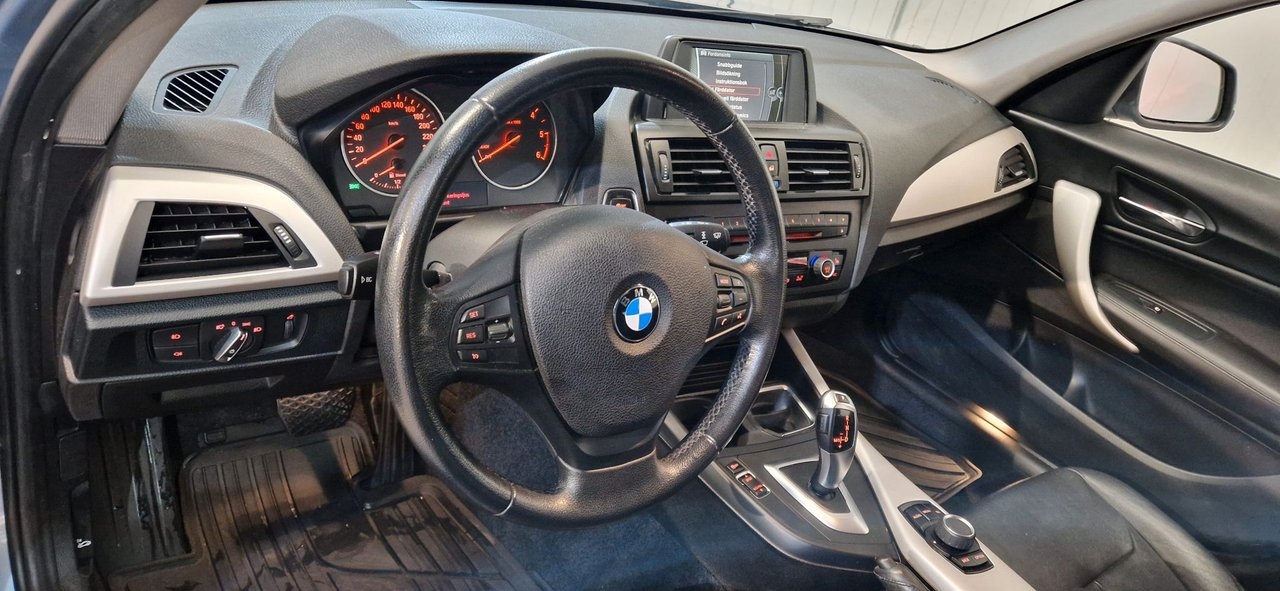BMW 118 2013, bild 7/10