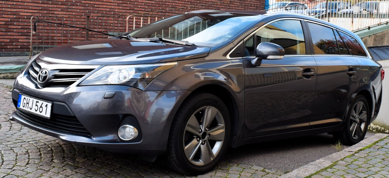 Toyota Avensis 2014, bild 2/13