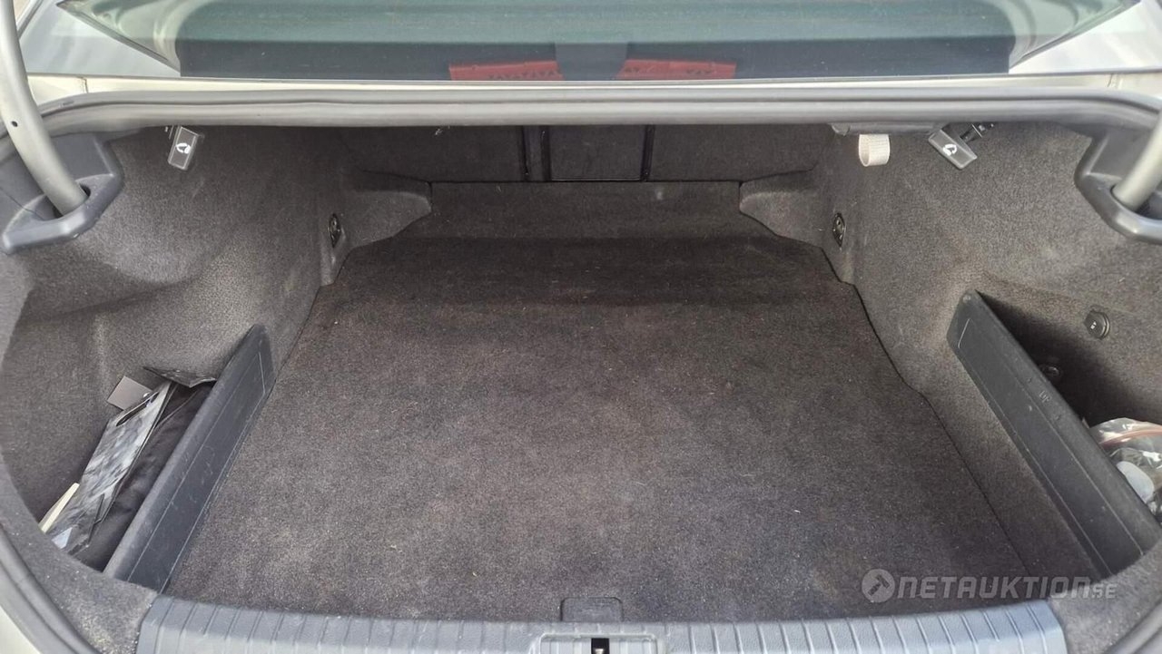 Volkswagen Passat 2017, bild 5/9