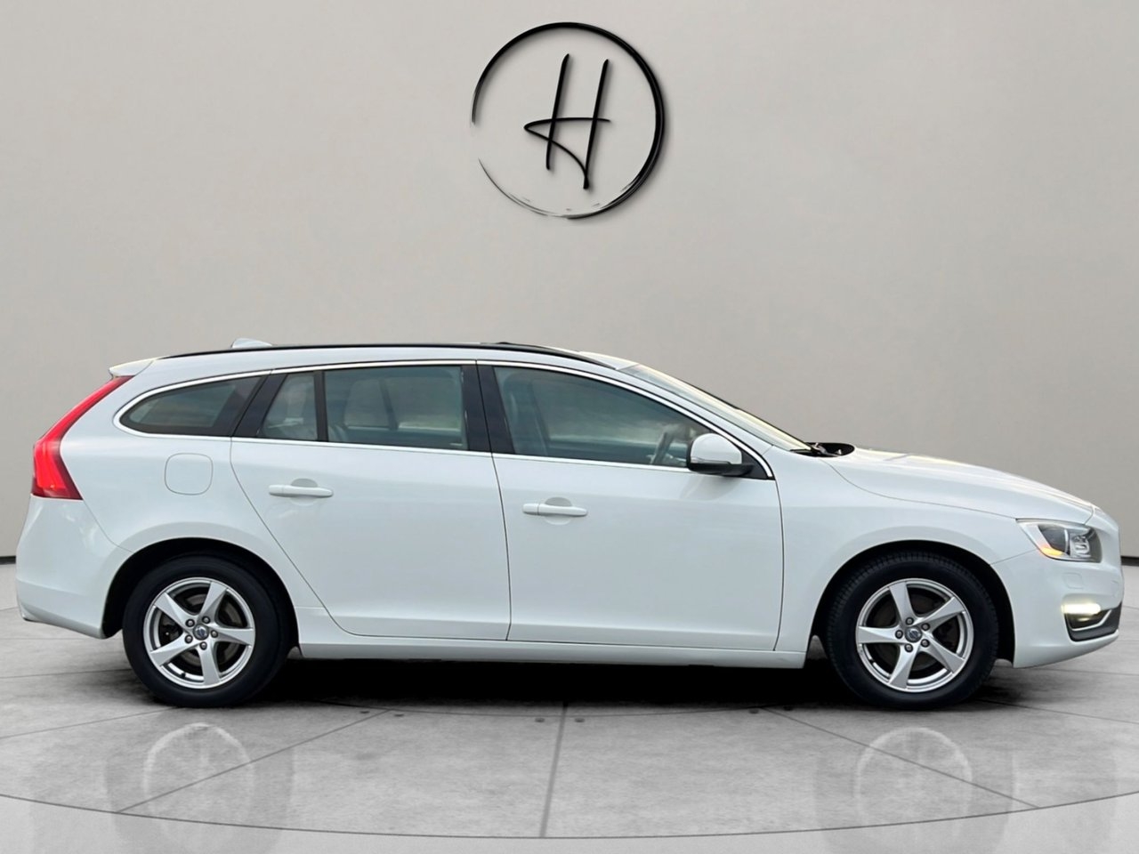 Volvo V60 D4 Momentum Dragkrok Taklucka 2015, bild 4/34