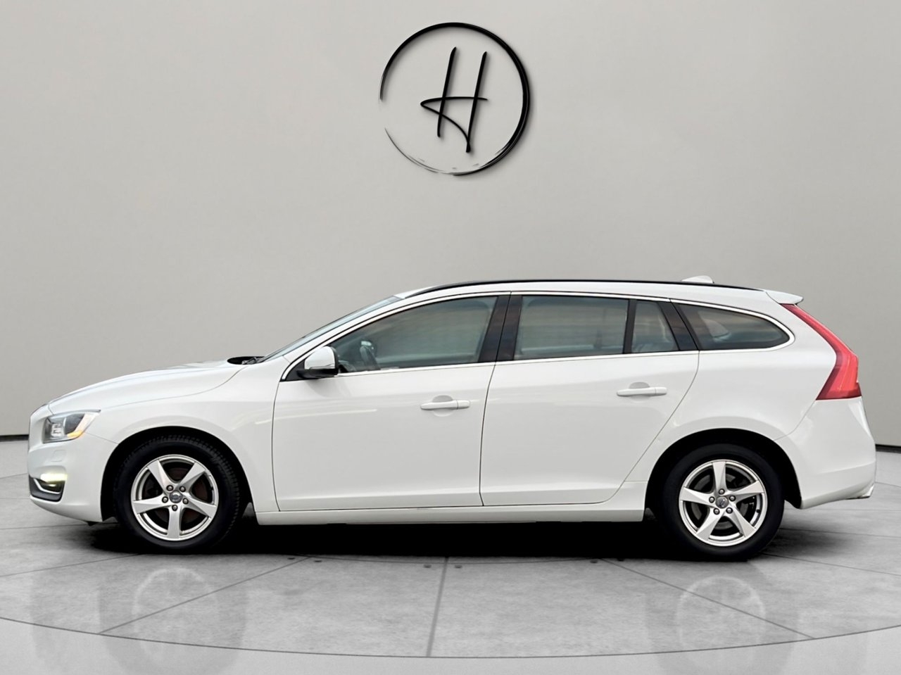 Volvo V60 D4 Momentum Dragkrok Taklucka 2015, bild 5/34