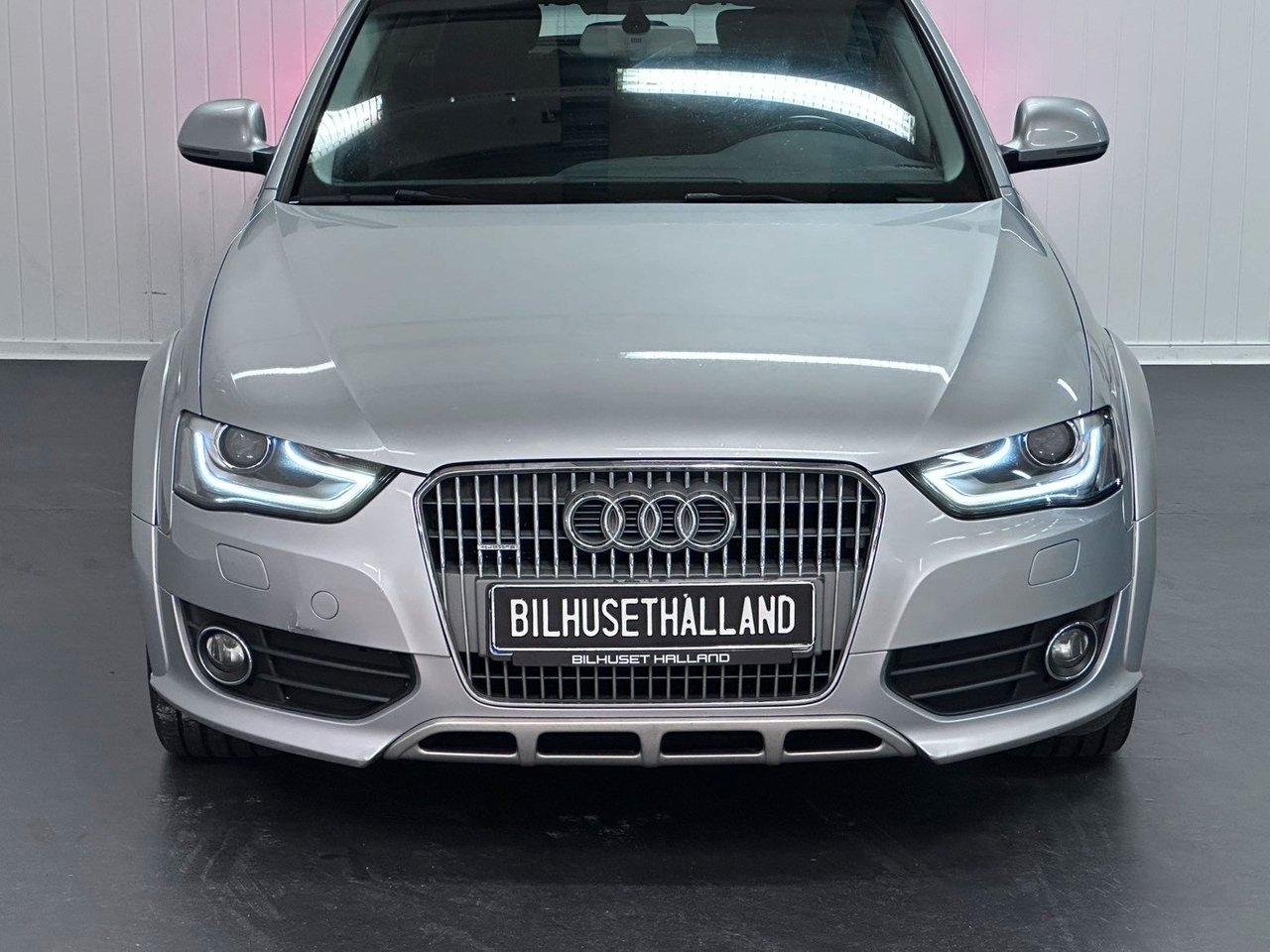 Audi A4 allroad 2016, photo 4/27