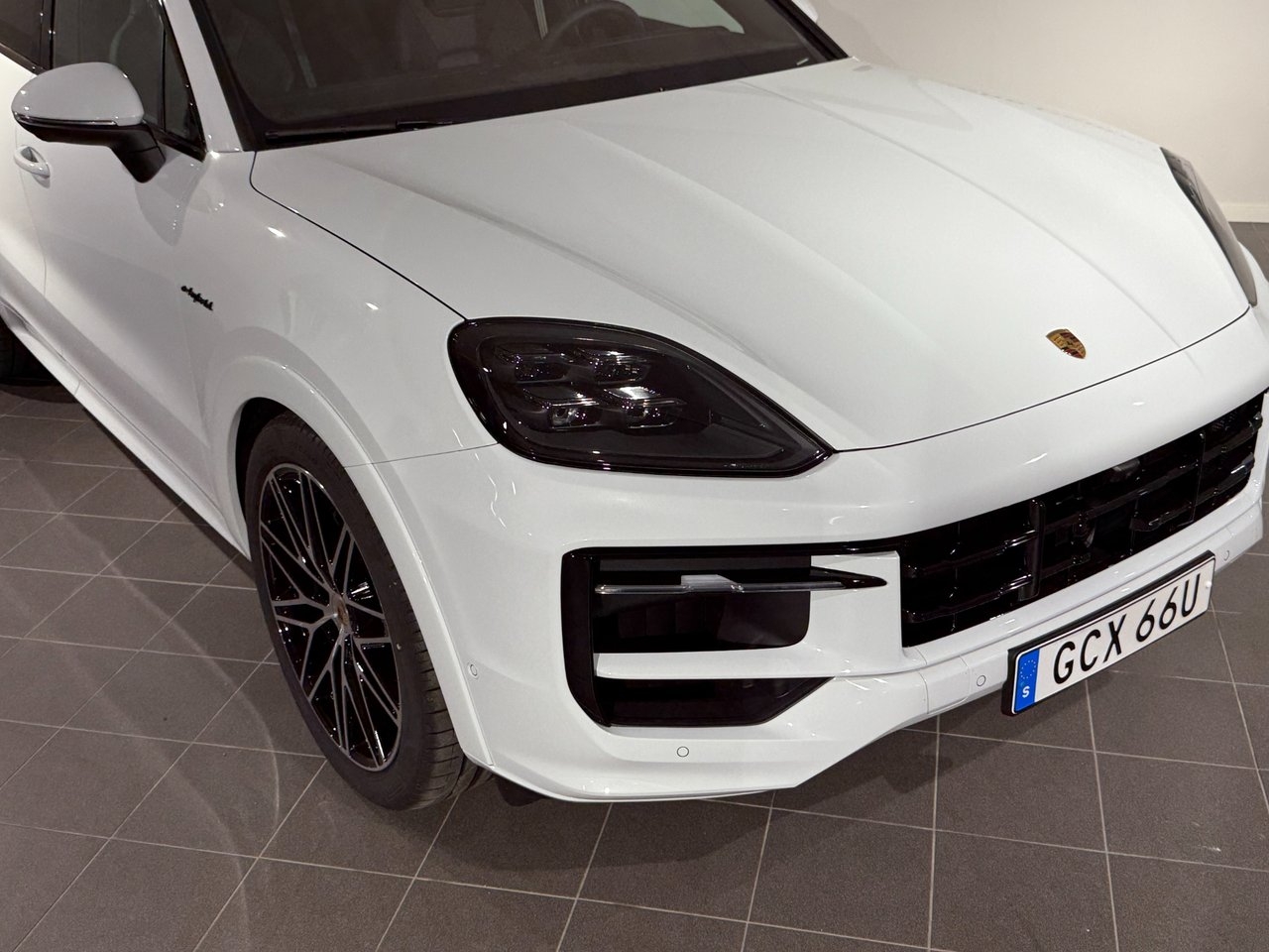 Porsche Cayenne Coupé E-Hybrid 2025, kuva 5/10