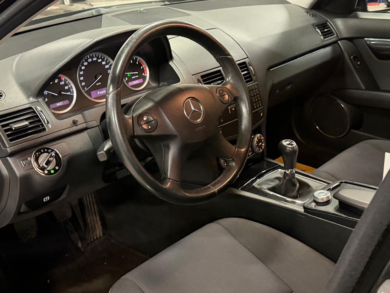 Mercedes-Benz C 200 T CDI 136hk 2009, bild 6/10