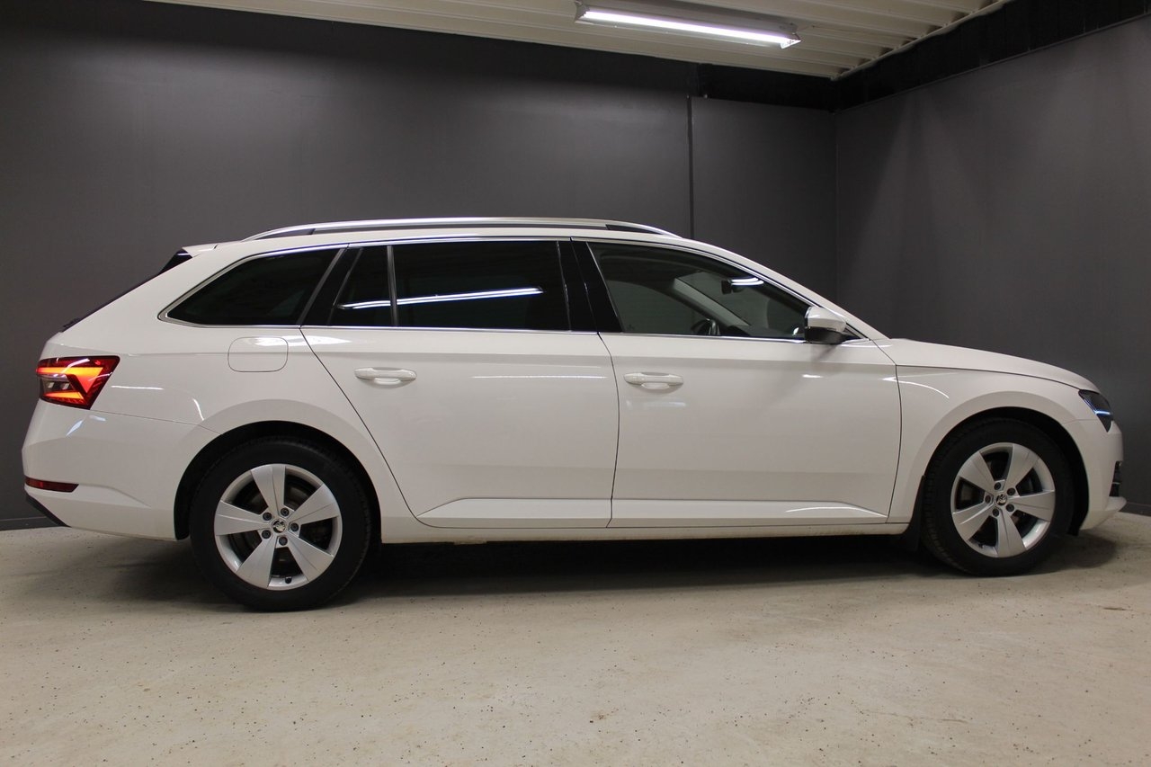 Skoda Superb 2020, bild 6/10