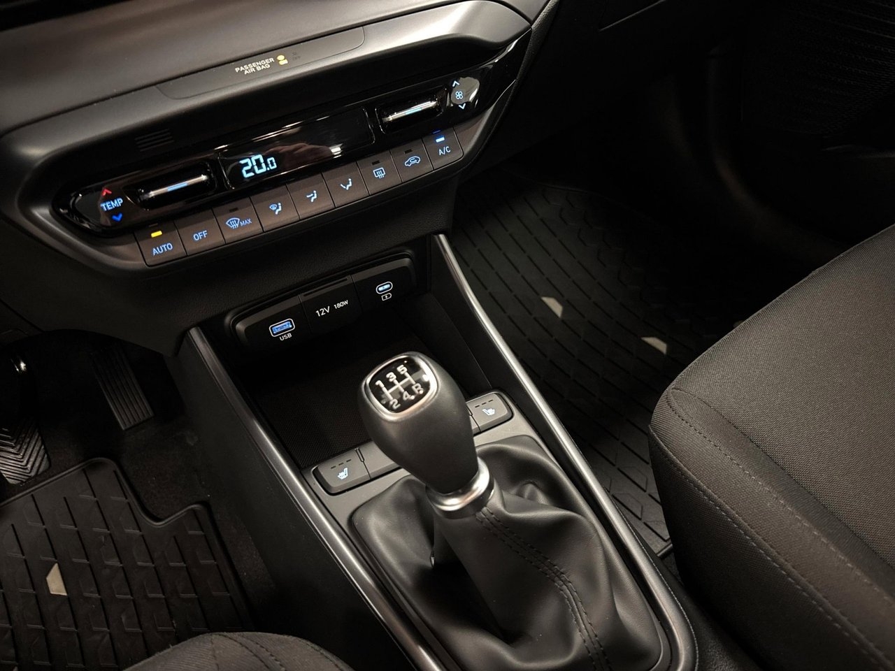 Hyundai i20 1.2 MPi Essential Euro 6 2024, bild 7/10