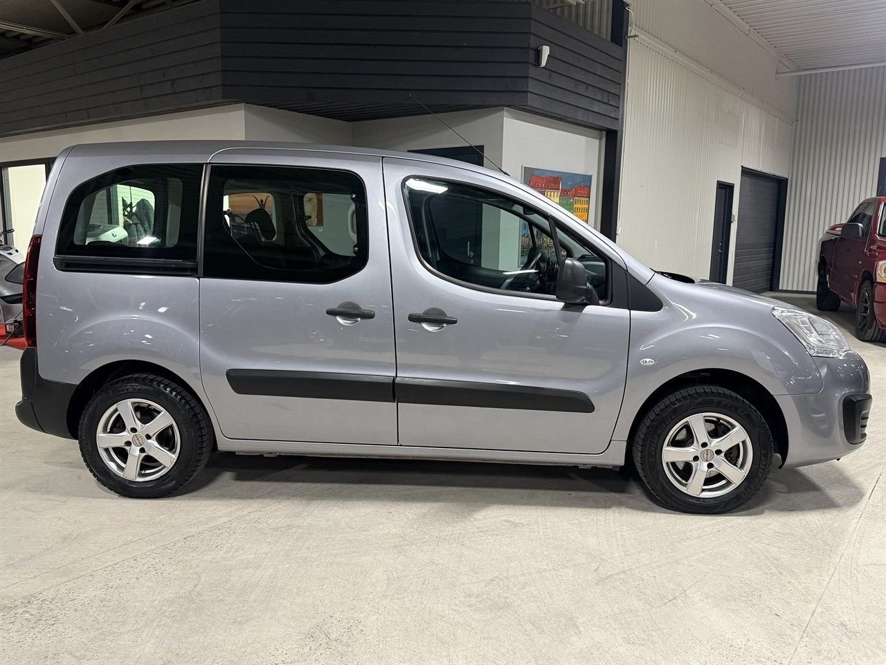 Peugeot Partner Tepee 5 SITS Drag 110hk 2017, kuva 3/12