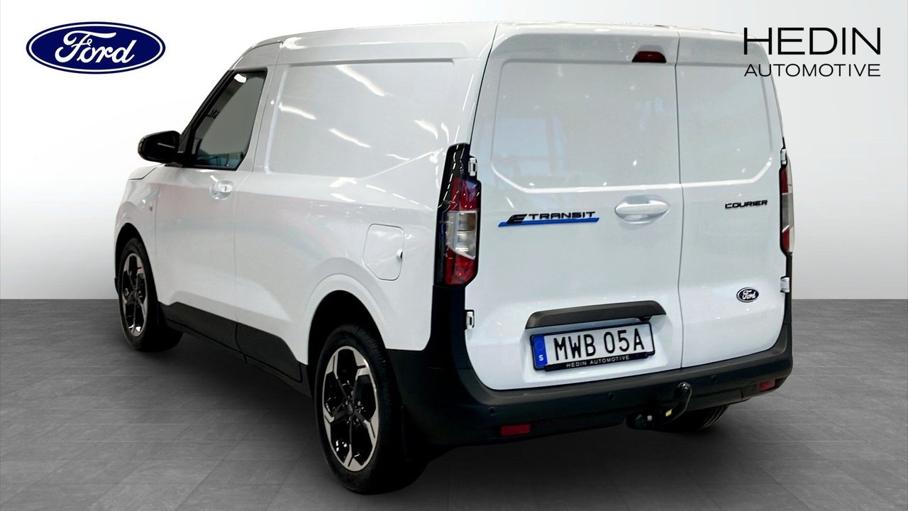 Ford E-Transit Courier 2025, photo 2/9