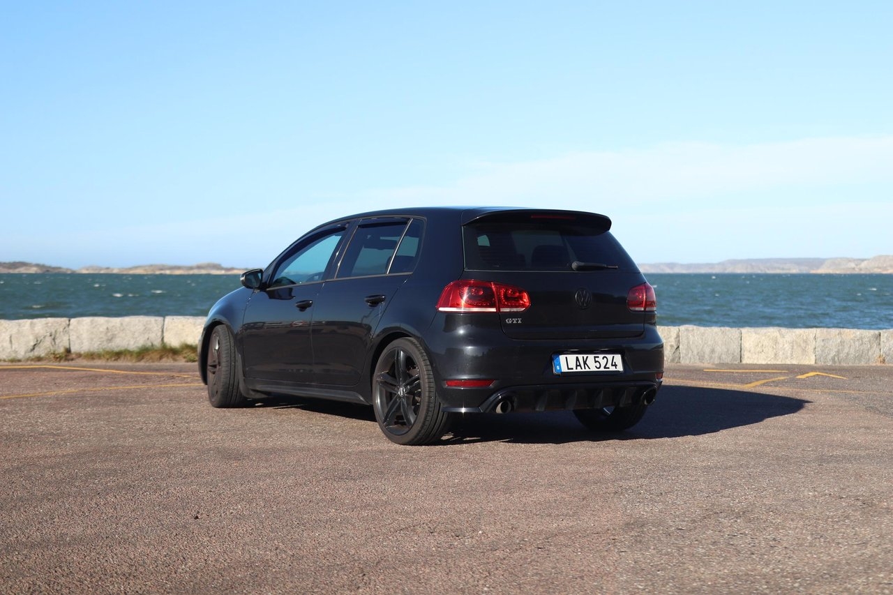 Volkswagen Golf GTI 2011, bild 7/10