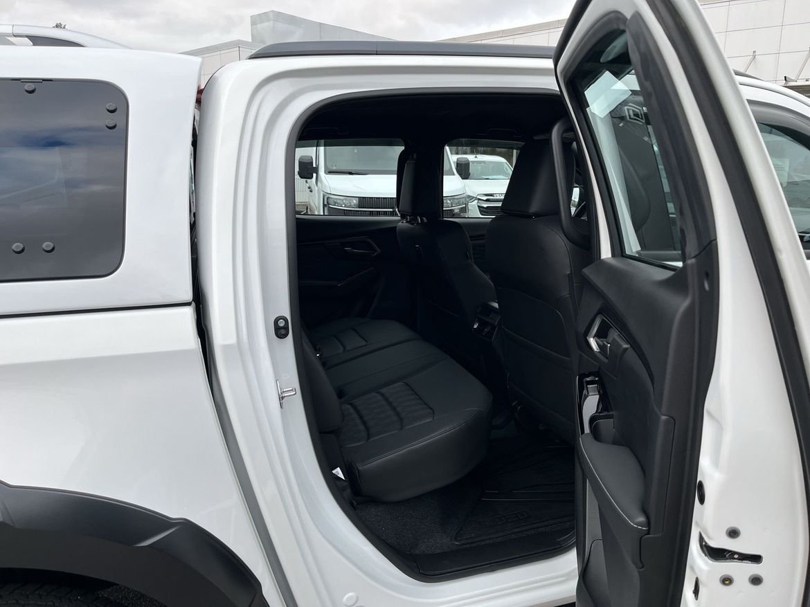 Isuzu D-max XRX DC AT CNG 2024, kuva 7/10