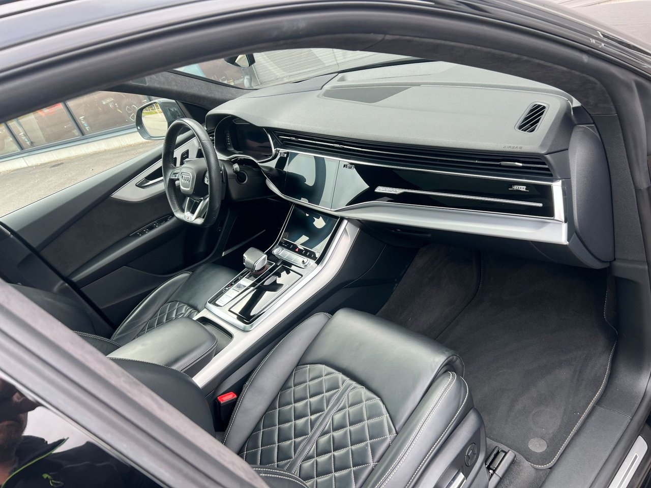 Audi Q8 50 TDI quattro S Line Maxad Spec 2020, bild 6/10