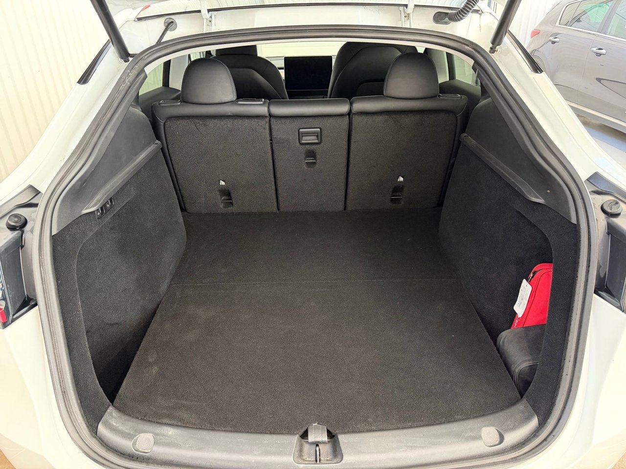 Tesla Model Y Long Range AWD Sentry Mode 2024, bild 7/10