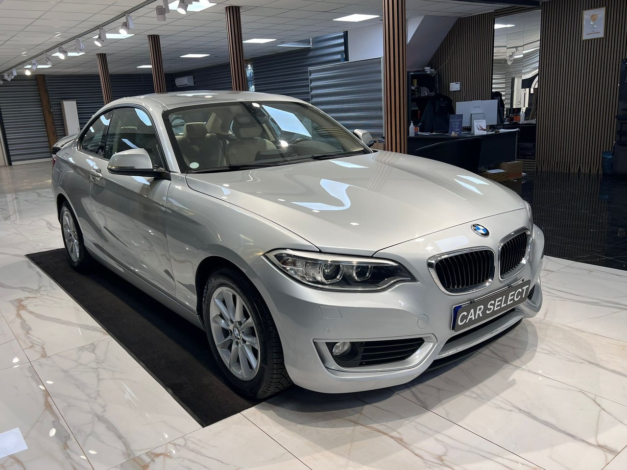 BMW 220 2016, bild 7/10