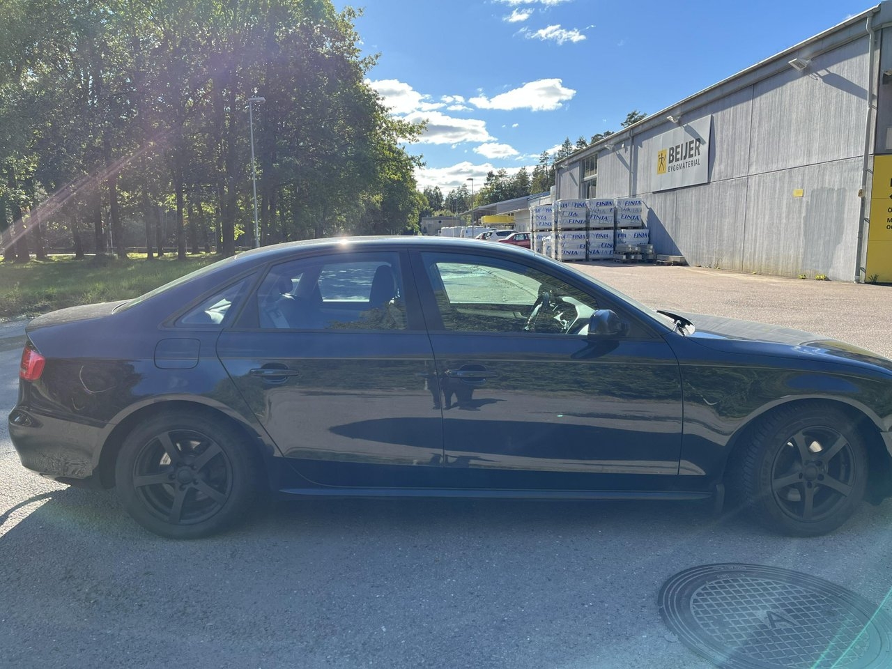 Audi A4 Sedan 2.0 TDI DPF Euro 5 2011, kuva 2/10