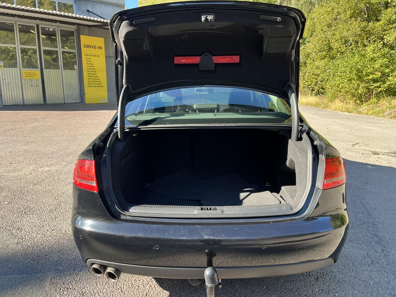 Audi A4 Sedan 2.0 TDI DPF Euro 5 2011, kuva 3/10
