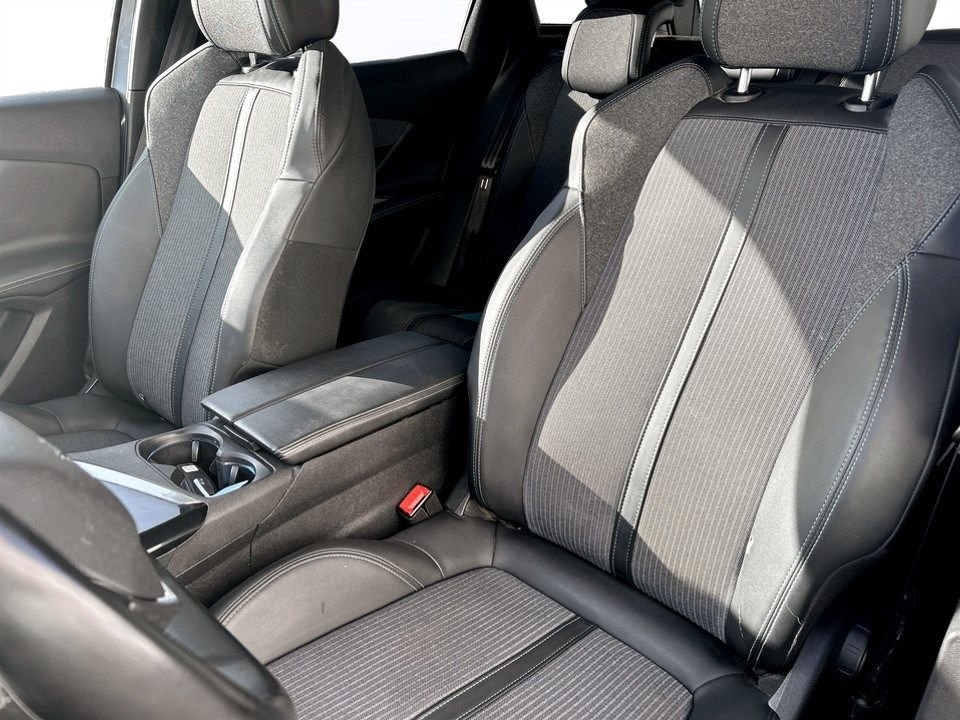 Peugeot 3008 2021, bild 6/10