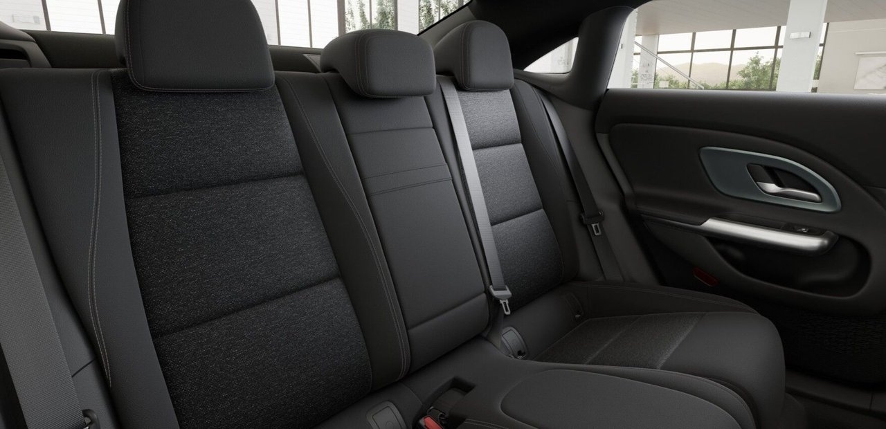Mercedes-Benz CLA 200 2026, bild 6/8