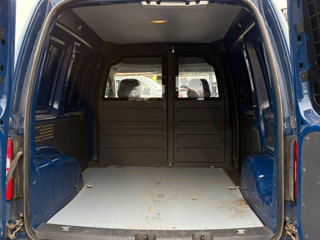 Volkswagen Caddy 2012, bild 5/8