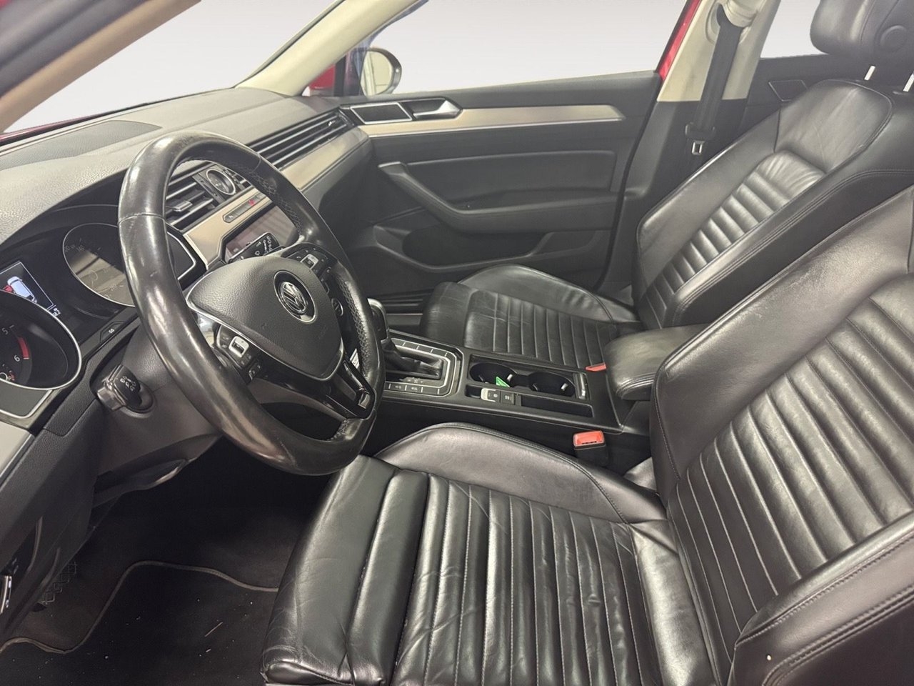 Volkswagen Passat 2016, bild 7/10