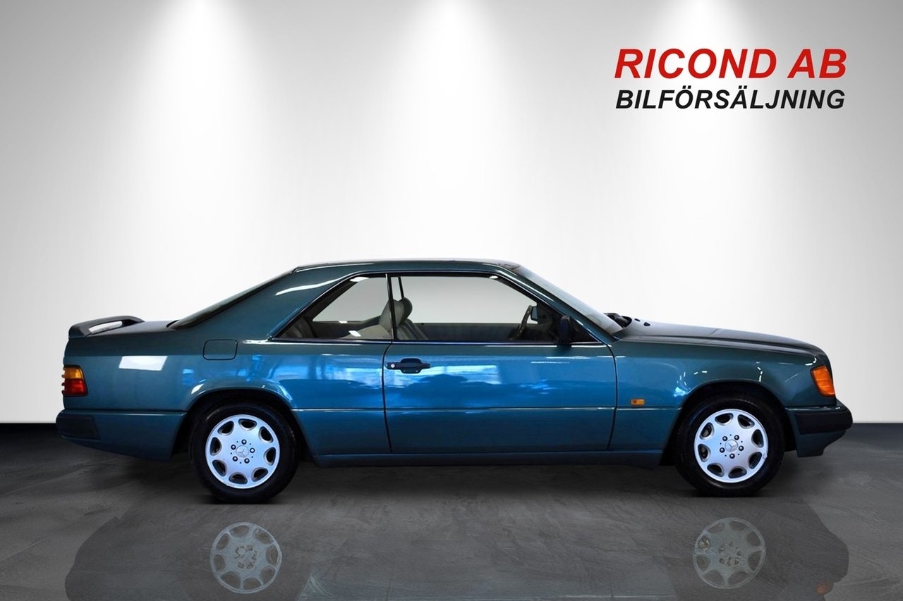 Mercedes-Benz 230 1989, bild 2/10