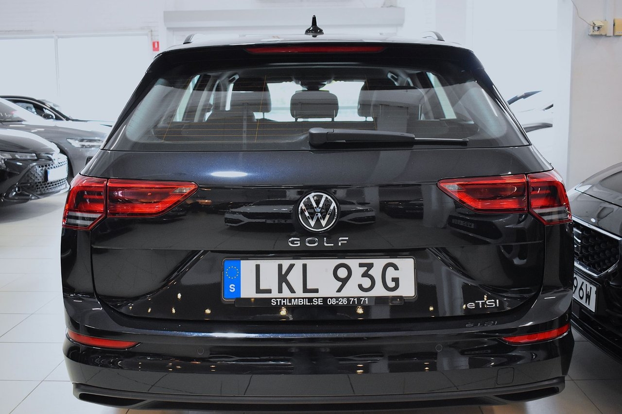 Volkswagen Golf VIII 1.5 eTSI Base 2022, bild 3/10