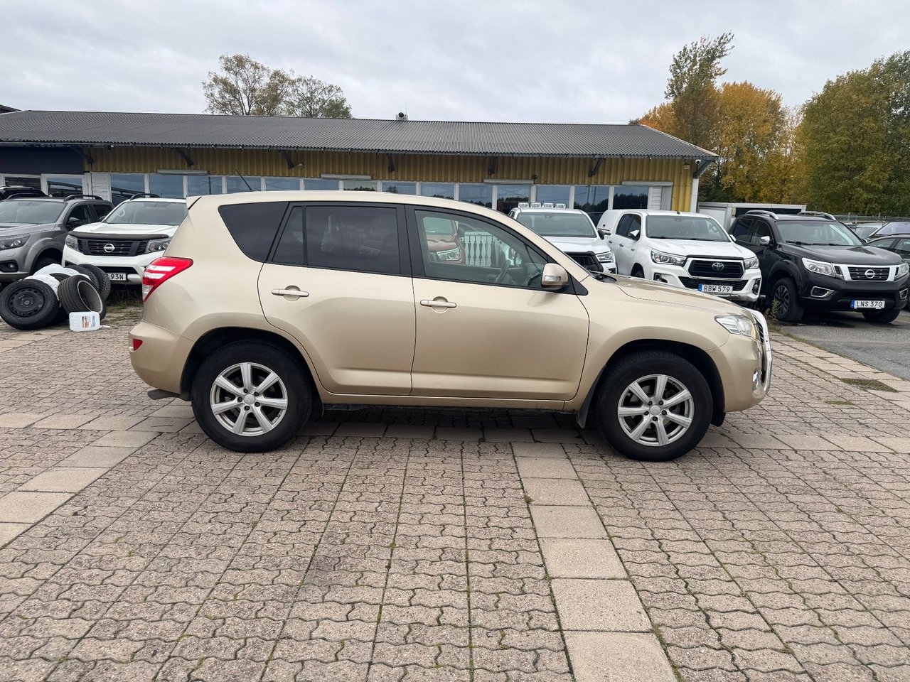 Toyota RAV4 2012, kuva 6/20