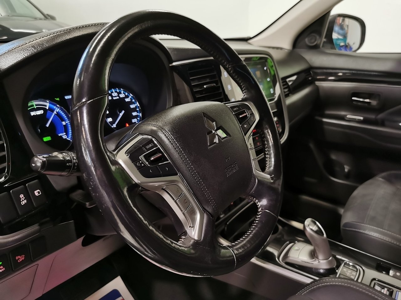 Mitsubishi Outlander 2019, bild 7/10