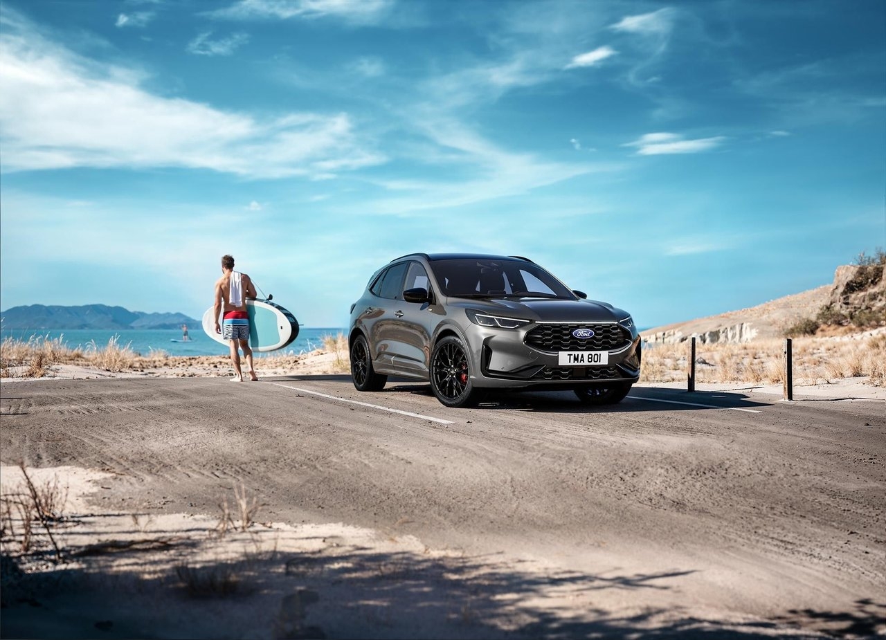Ford Kuga ST-Line X pHev 2026, bild 5/7