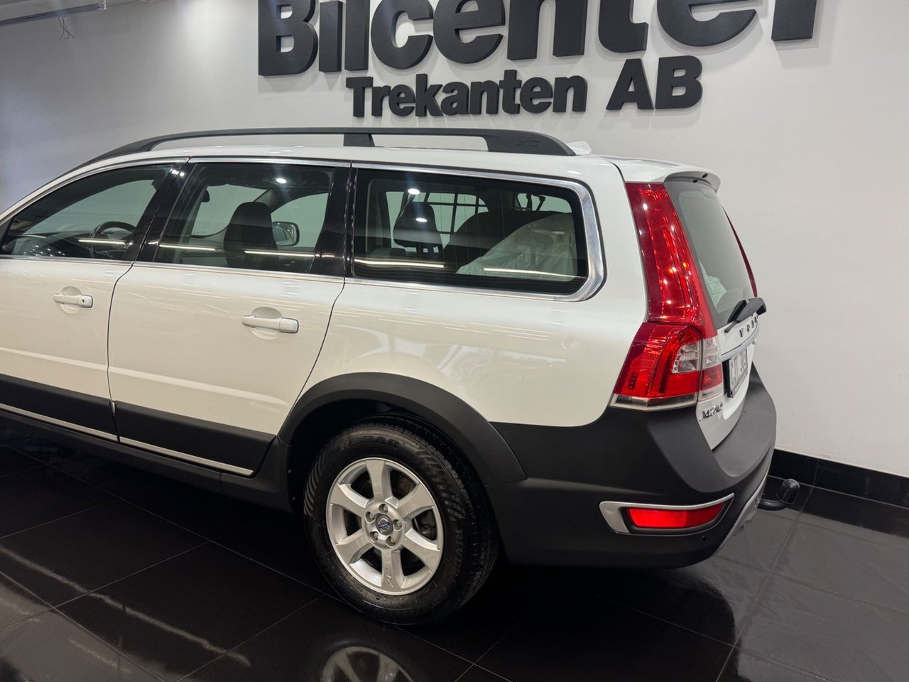 Volvo XC70 D4 Momentum 2014, photo 3/10