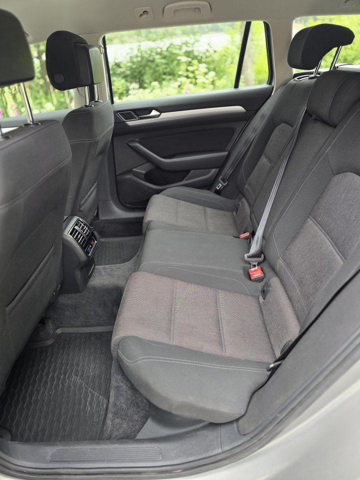 Volkswagen Passat 2017, bild 7/8