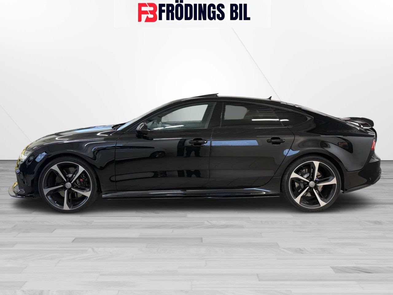 Audi RS7 2017, kuva 3/10
