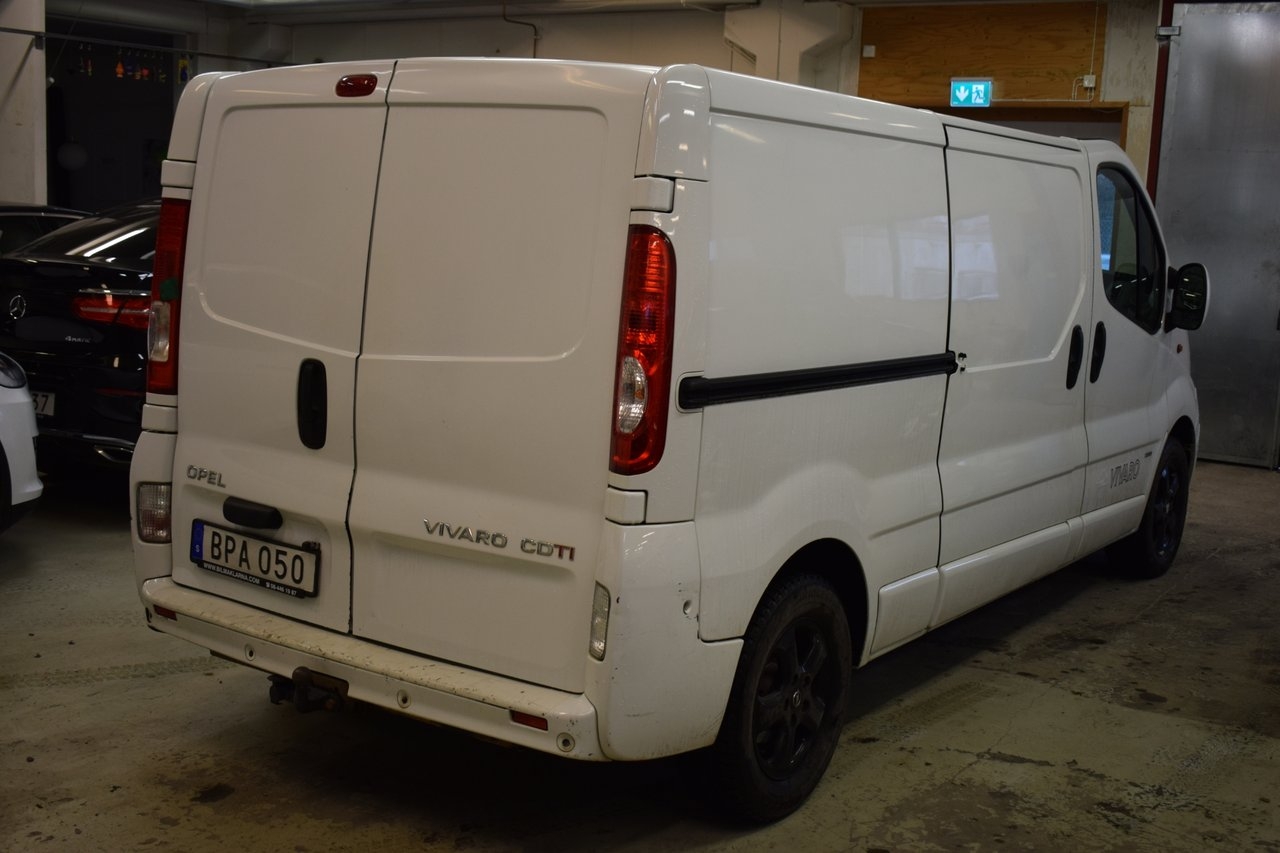 Opel Vivaro 2014, kuva 5/9