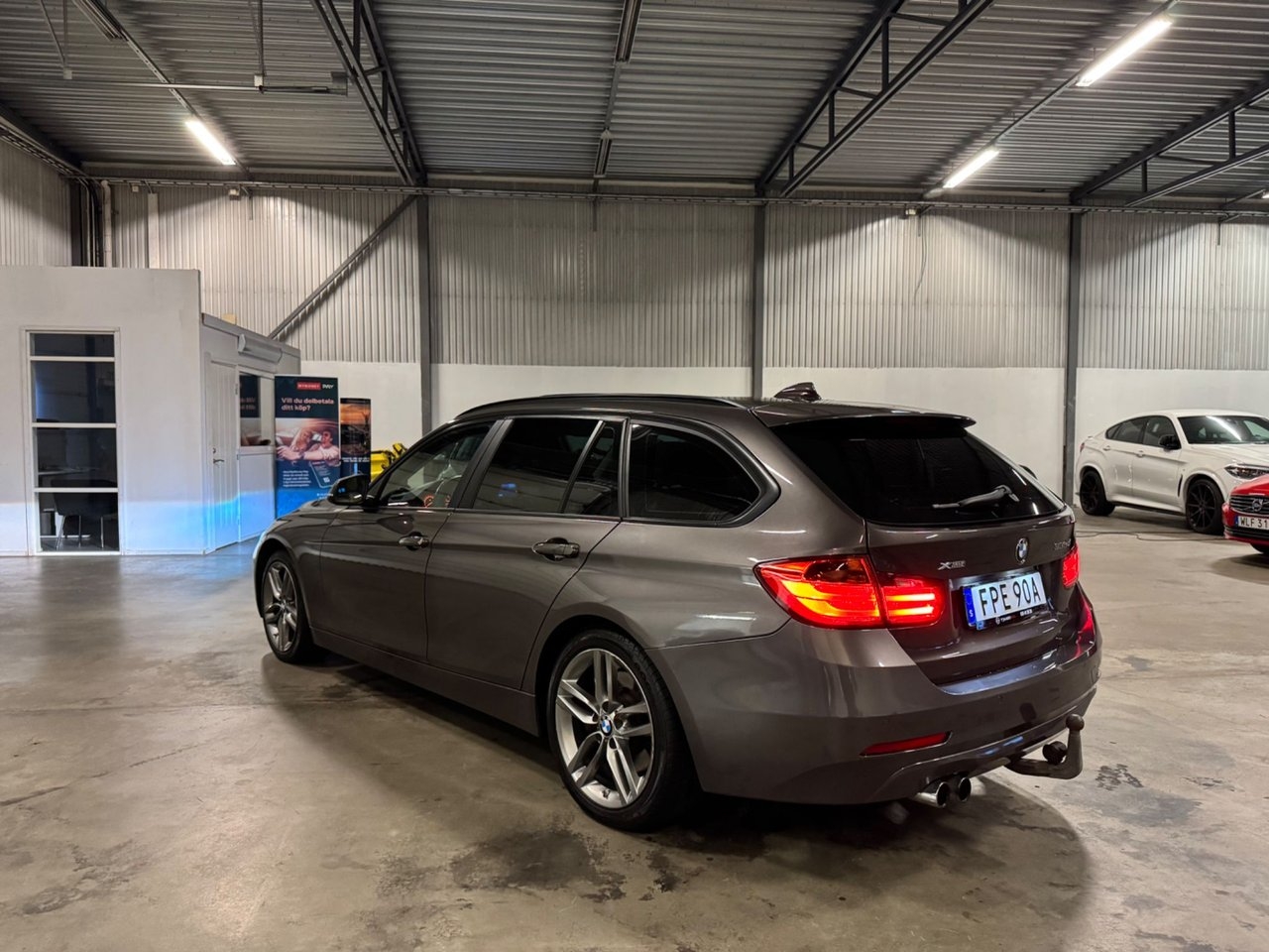 BMW 335 d xDrive Touring 2015, photo 7/10