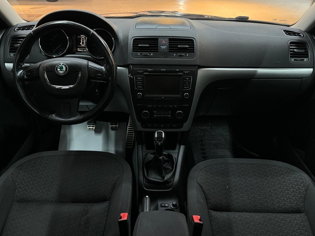 Skoda Yeti 2.0 TDI 4x4 Experience Euro 5 2011, bild 6/10